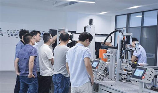 電工操作證-電氣設(shè)備怎么安全使用？